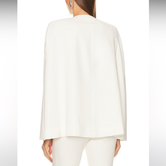 Alice + Olivia Revolve Marcia Cropped Cape Top Size 8 NWT - Picture 4 of 10